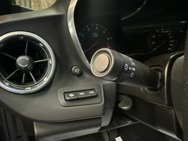 chevrolet-camaro-bensin-2016-big-29