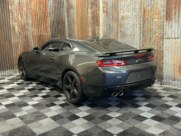 chevrolet-camaro-bensin-2016-big-13