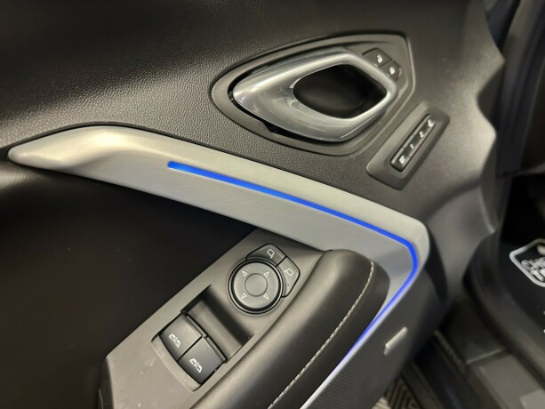 chevrolet-camaro-bensin-2016-big-26