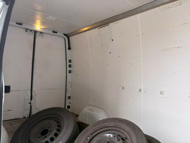 mercedes-benz-sprinter-diesel-2019-big-21