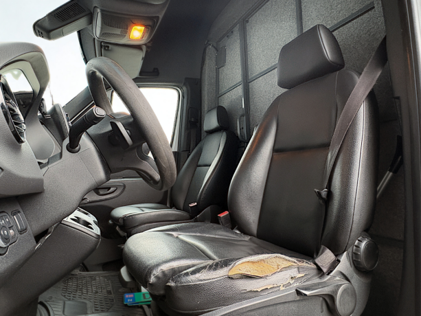 mercedes-benz-sprinter-diesel-2019-big-5