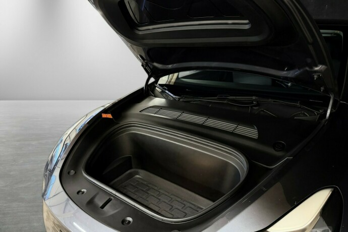 tesla-model-y-elektrisitet-2021-big-23