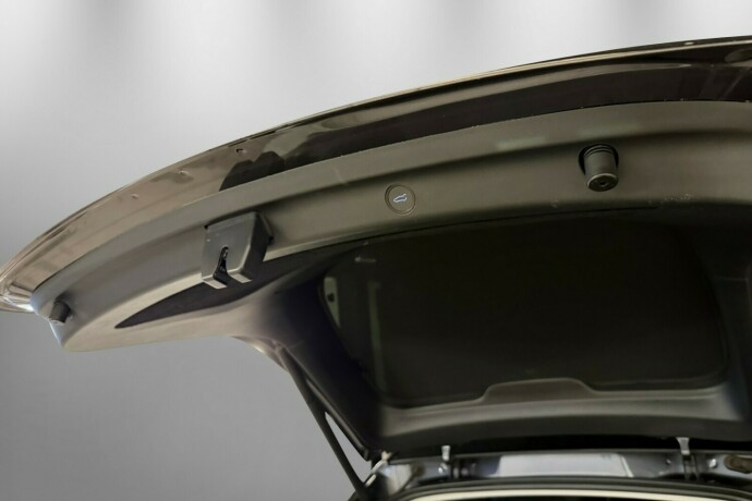 tesla-model-y-elektrisitet-2021-big-11