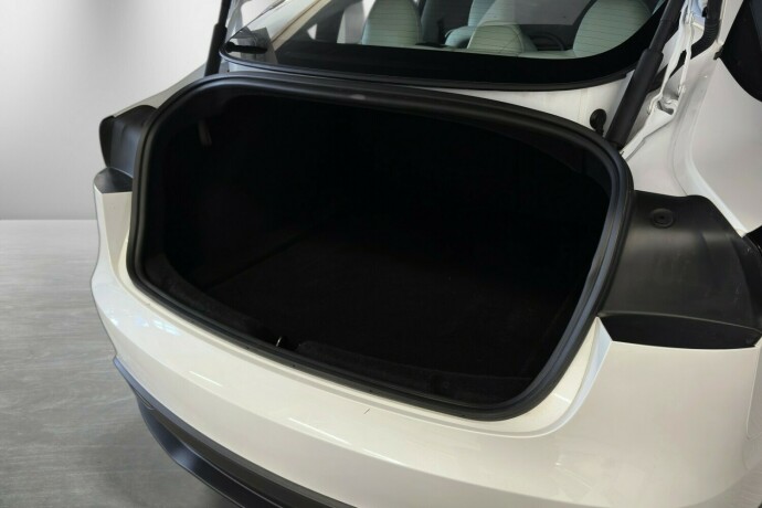 tesla-model-3-elektrisitet-2024-big-33