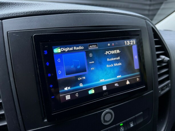 mercedes-benz-vito-diesel-2016-big-18