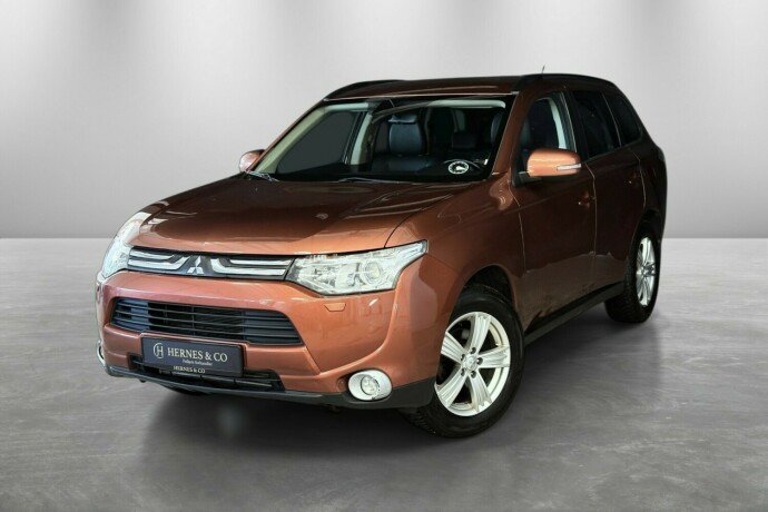 mitsubishi-outlander-diesel-2013-big-0