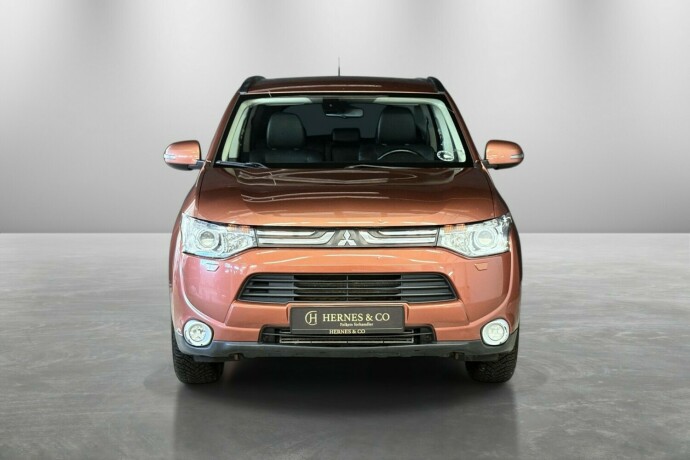 mitsubishi-outlander-diesel-2013-big-3