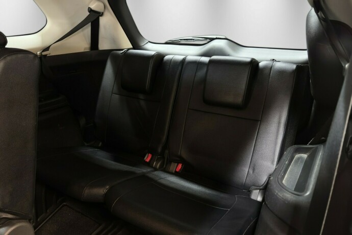 mitsubishi-outlander-diesel-2013-big-18