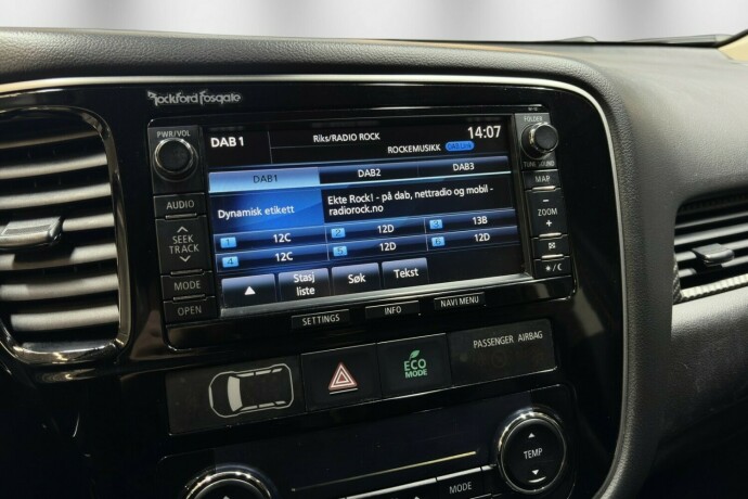 mitsubishi-outlander-diesel-2013-big-28