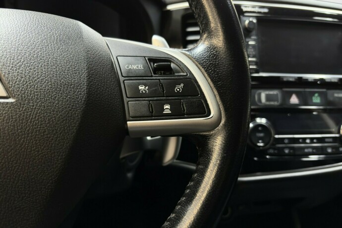 mitsubishi-outlander-diesel-2013-big-23