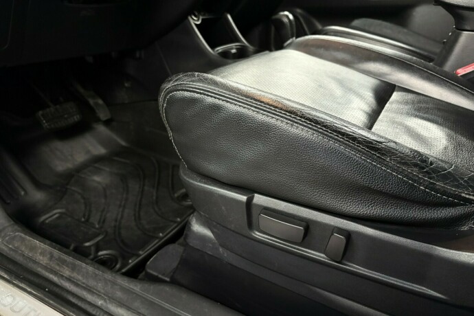 mitsubishi-outlander-diesel-2013-big-15