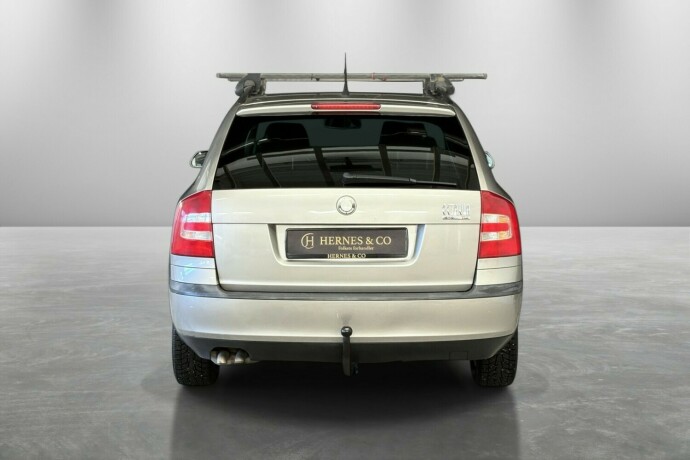 skoda-octavia-diesel-2007-big-9
