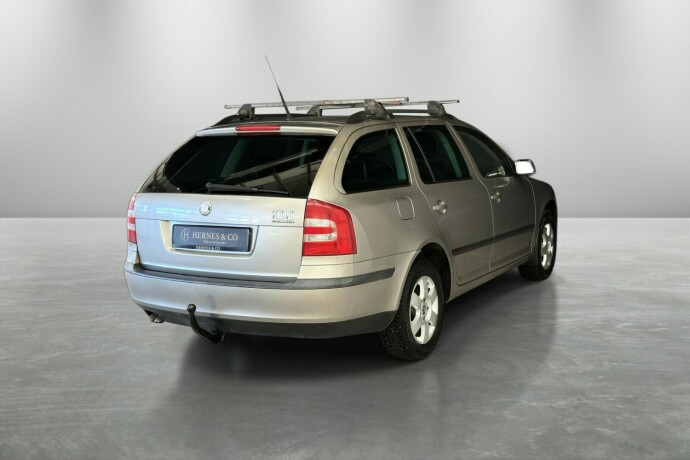 skoda-octavia-diesel-2007-big-7