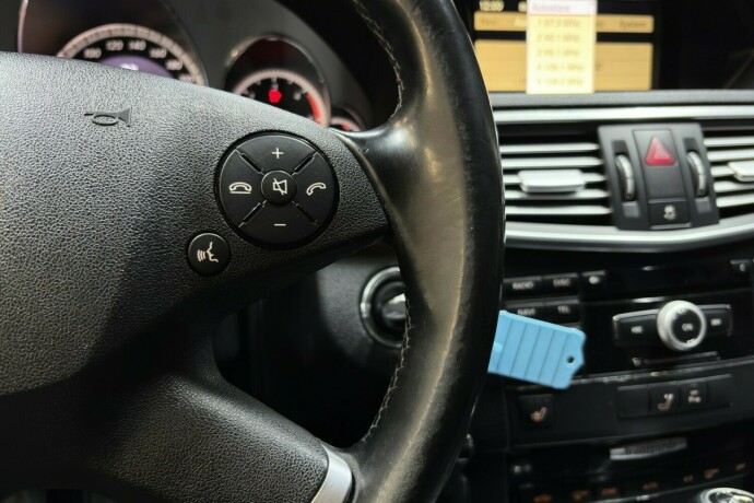 mercedes-benz-e-klasse-diesel-2010-big-21