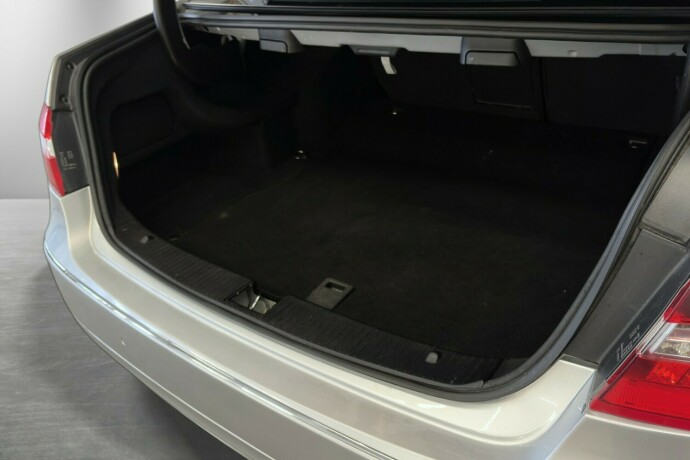 mercedes-benz-e-klasse-diesel-2010-big-12