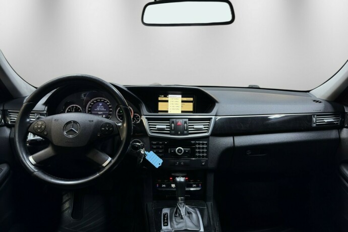 mercedes-benz-e-klasse-diesel-2010-big-17