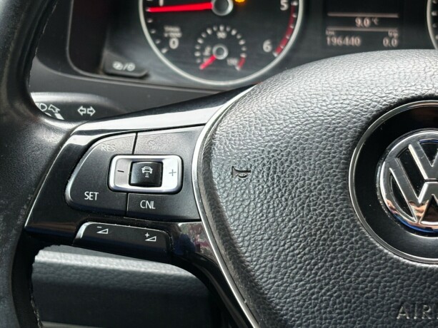 volkswagen-transporter-diesel-2017-big-28