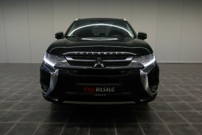 mitsubishi-outlander-elektrisitetbensin-2018-big-5