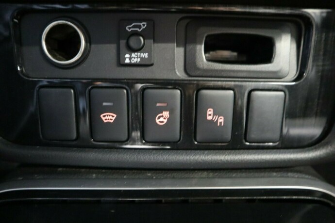 mitsubishi-outlander-elektrisitetbensin-2018-big-22