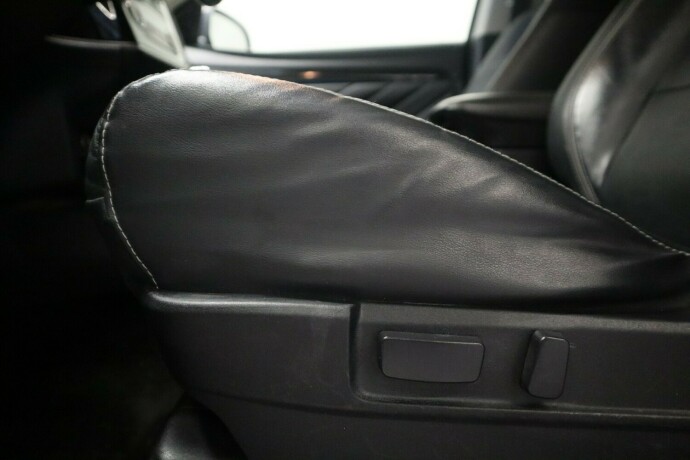 mitsubishi-outlander-elektrisitetbensin-2018-big-12