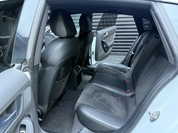 audi-a5-bensin-2013-big-31