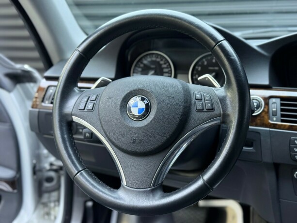 bmw-3-serie-bensin-2013-big-12