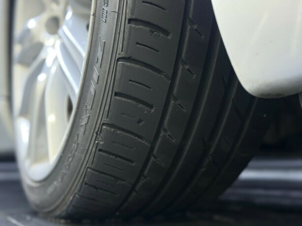 bmw-3-serie-bensin-2013-big-8