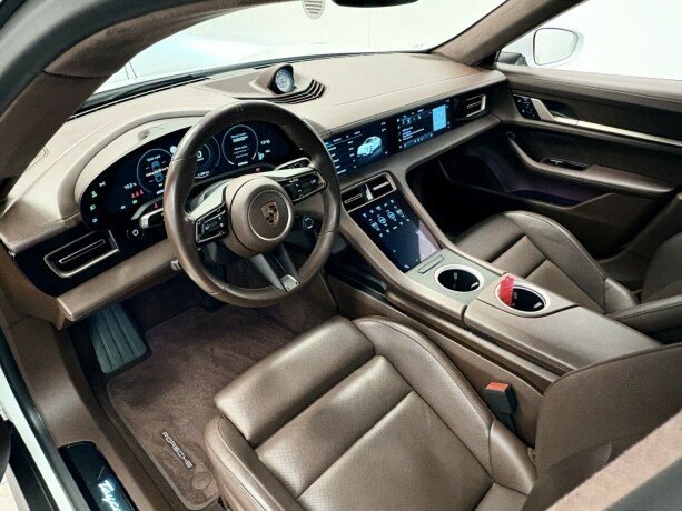 porsche-taycan-elektrisitet-2020-big-9