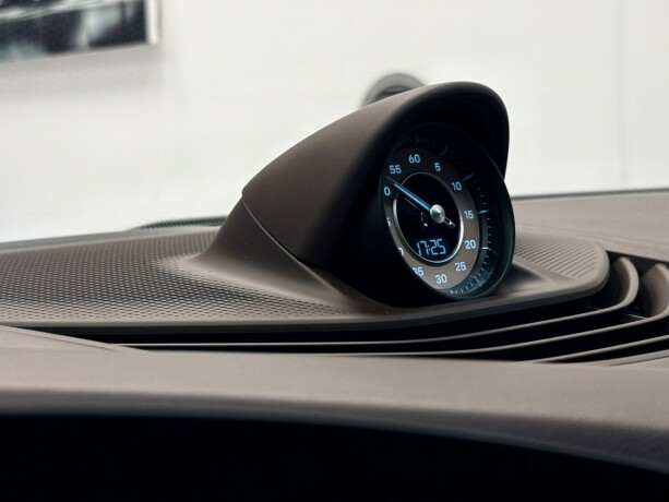 porsche-taycan-elektrisitet-2020-big-21