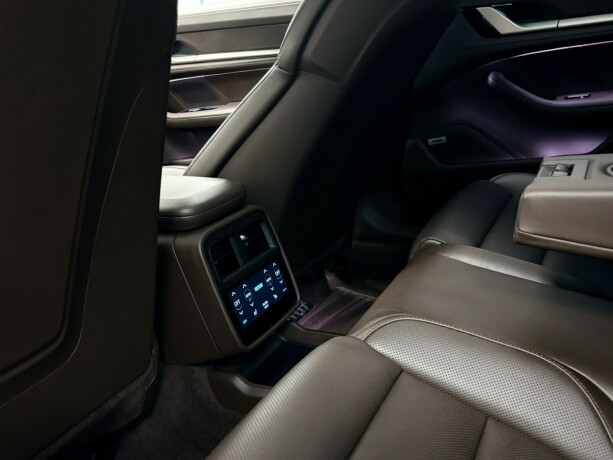 porsche-taycan-elektrisitet-2020-big-36