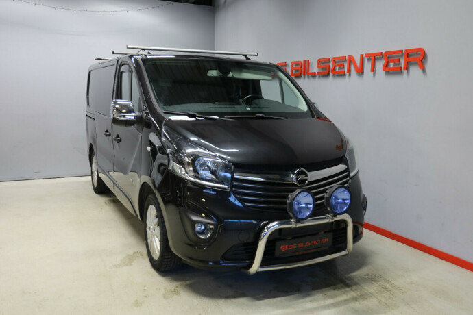 opel-vivaro-diesel-2016-big-1