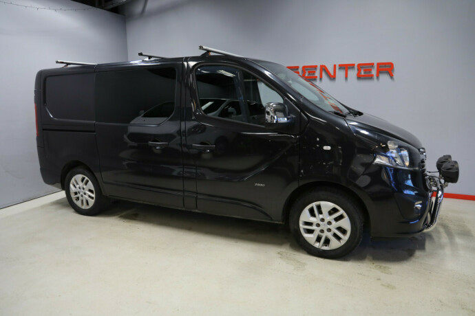 opel-vivaro-diesel-2016-big-2