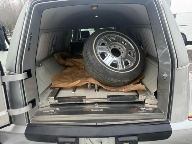 cadillac-andre-bensin-2007-big-35