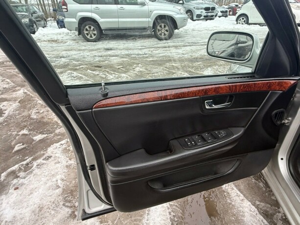 cadillac-andre-bensin-2007-big-10