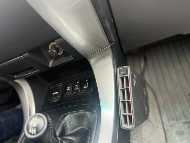 toyota-land-cruiser-diesel-2006-big-31