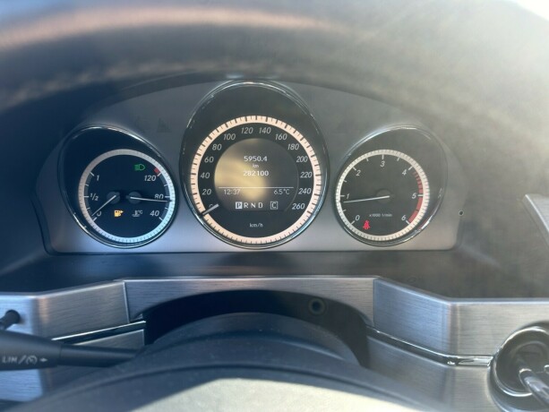 mercedes-benz-glk-diesel-2009-big-13