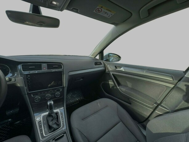 volkswagen-golf-elektrisitet-2020-big-26