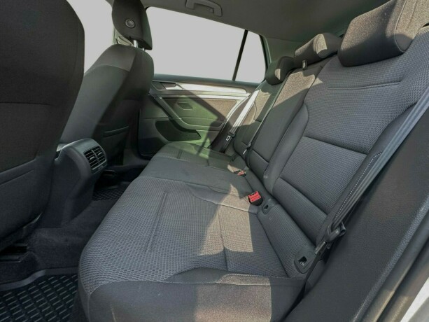 volkswagen-golf-elektrisitet-2020-big-24