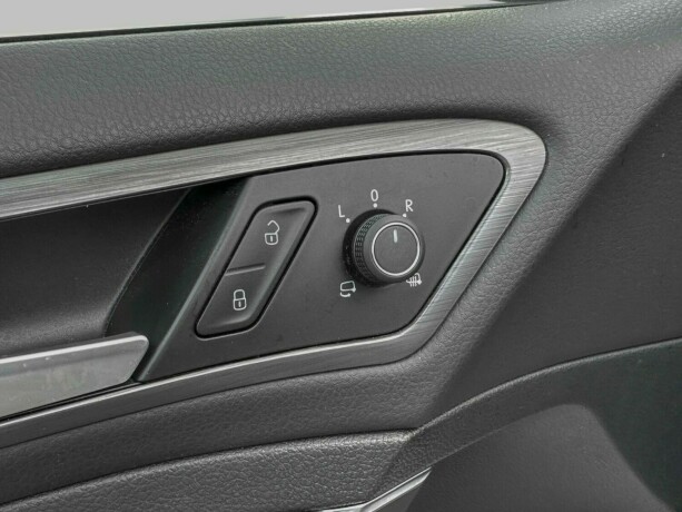 volkswagen-golf-elektrisitet-2020-big-11