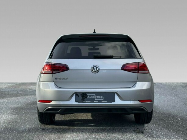 volkswagen-golf-elektrisitet-2020-big-7