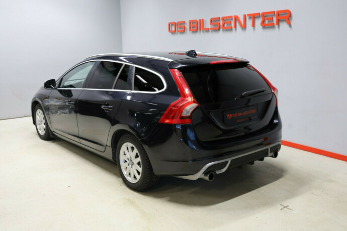 volvo-v60-diesel-2011-big-2