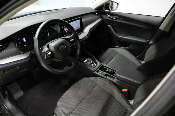 skoda-octavia-elektrisitetbensin-2021-big-6