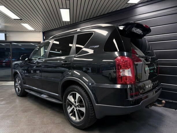 ssangyong-rexton-diesel-2017-big-5