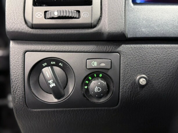 ssangyong-rexton-diesel-2017-big-24