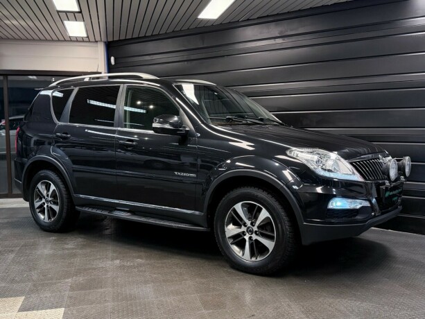ssangyong-rexton-diesel-2017-big-10