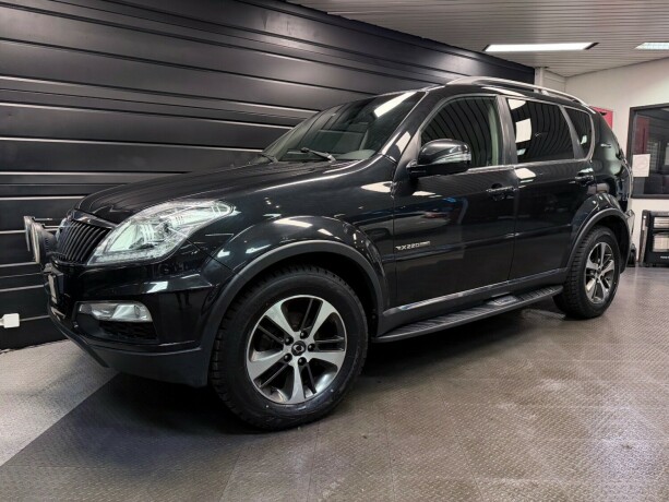 ssangyong-rexton-diesel-2017-big-1