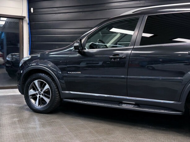 ssangyong-rexton-diesel-2017-big-8