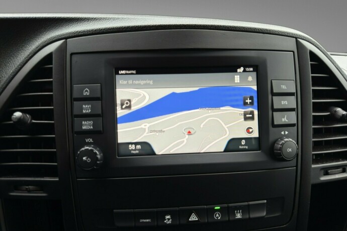 mercedes-benz-vito-diesel-2023-big-17