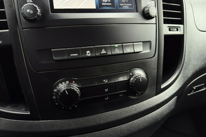 mercedes-benz-vito-diesel-2023-big-18