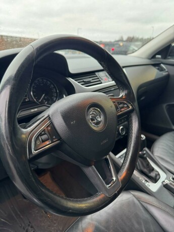 skoda-octavia-diesel-2013-big-14